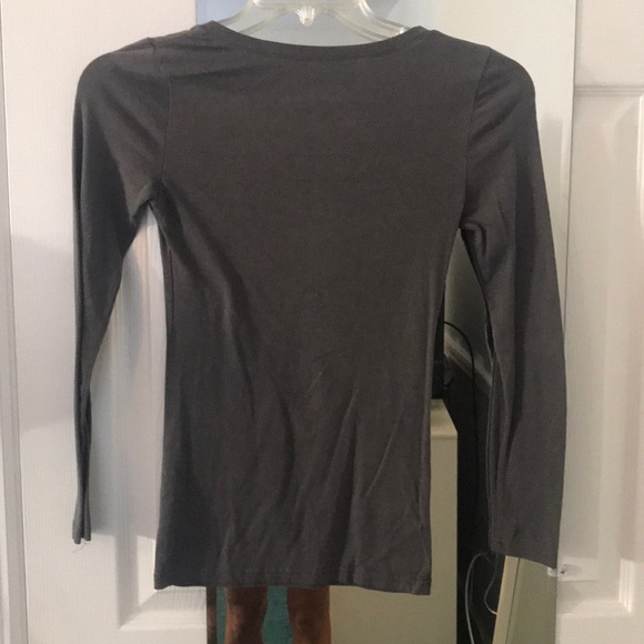 Mandee’s Grey Long Sleeve - Picture 2 of 3